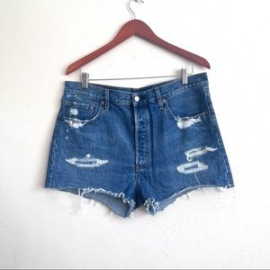 LEVIS Premium Denim 501 High Waisted Button Fly Distressed 100% Cotton Shorts 33